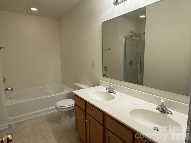 1420 Ladora Drive, Charlotte, NC 28262