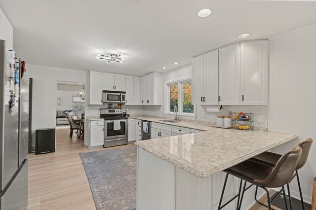 7342 Glen Eagle Drive, Bay City, MI 48706