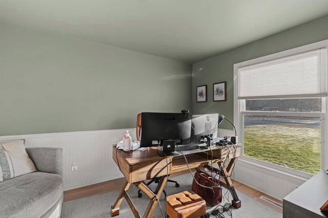 7342 Glen Eagle Drive, Bay City, MI 48706