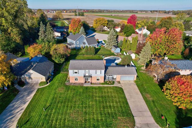 7342 Glen Eagle Drive, Bay City, MI 48706