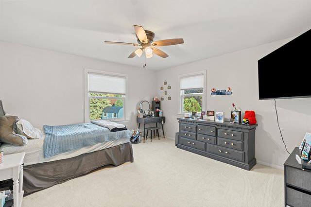 7342 Glen Eagle Drive, Bay City, MI 48706