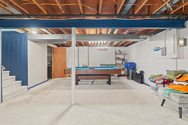 7342 Glen Eagle Drive, Bay City, MI 48706