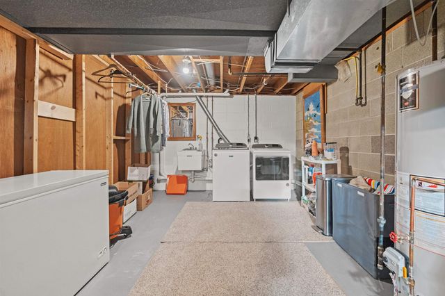 7342 Glen Eagle Drive, Bay City, MI 48706