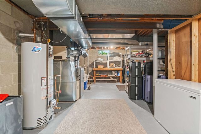 7342 Glen Eagle Drive, Bay City, MI 48706