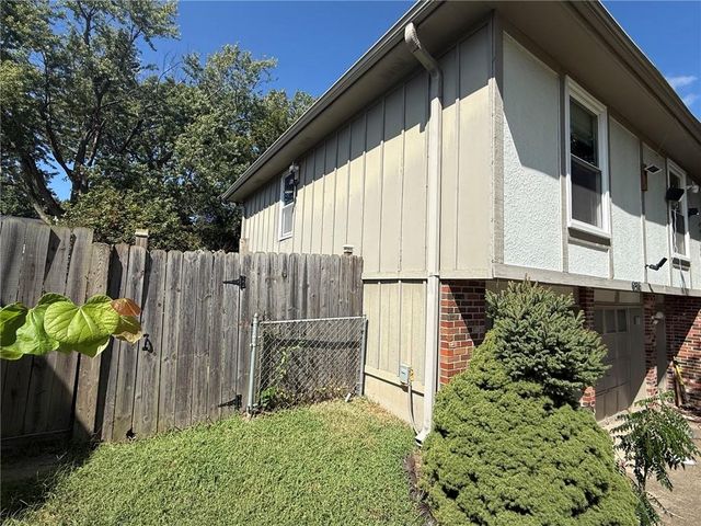 6316 Alden Street, Shawnee, KS 66216