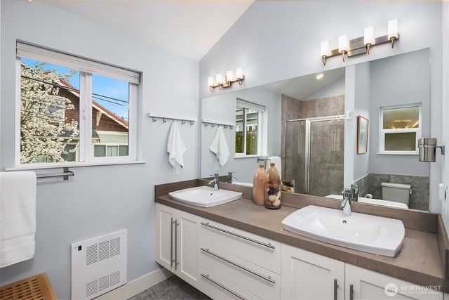 3010 NE 55th Street, Seattle, WA 98105