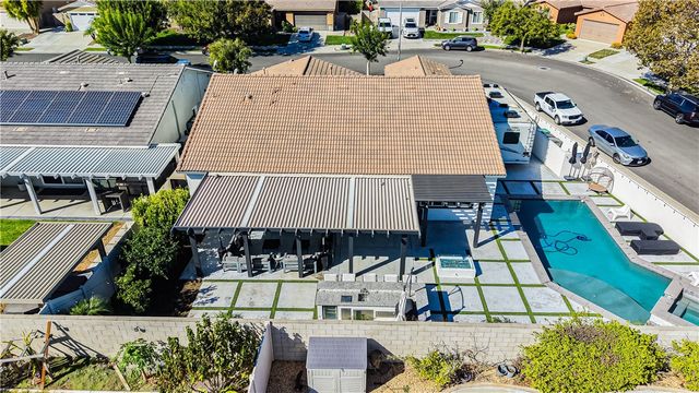 7088 Stockton, Corona, CA 92880