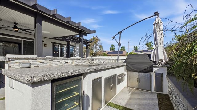 7088 Stockton, Corona, CA 92880