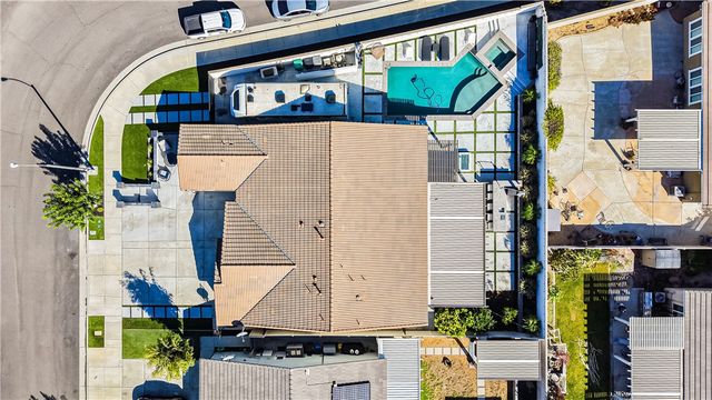 7088 Stockton, Corona, CA 92880