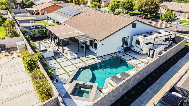 7088 Stockton, Corona, CA 92880