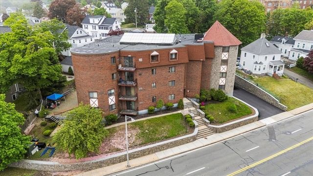 215 Thomas Burgin Pkwy 35, Quincy, MA 02169