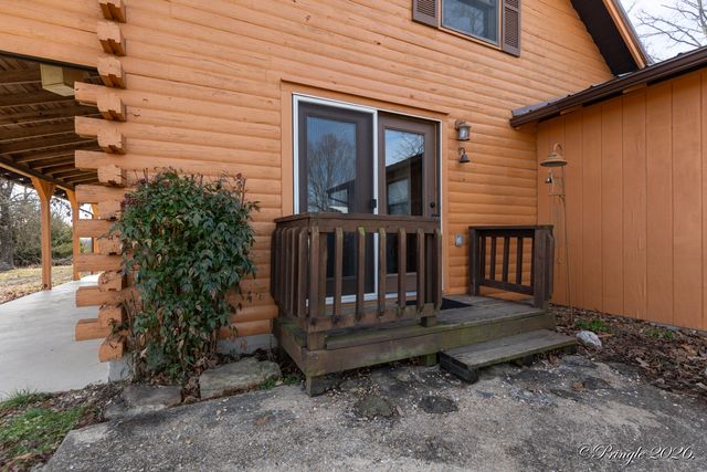 2158 Private Road 7380, Caulfield, MO 65626