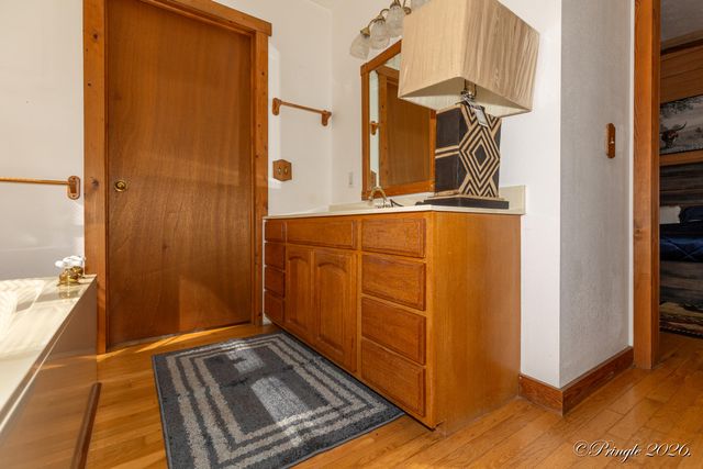 2158 Private Road 7380, Caulfield, MO 65626