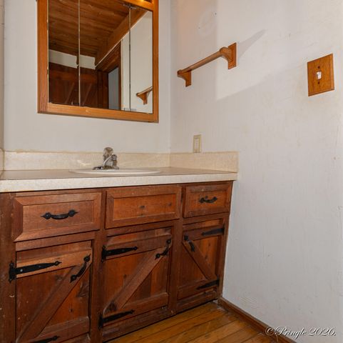 2158 Private Road 7380, Caulfield, MO 65626