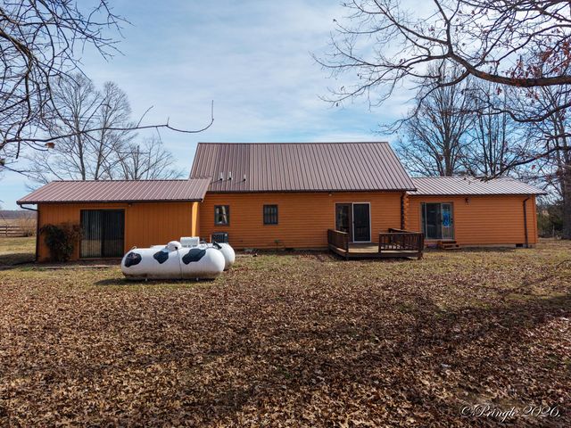 2158 Private Road 7380, Caulfield, MO 65626