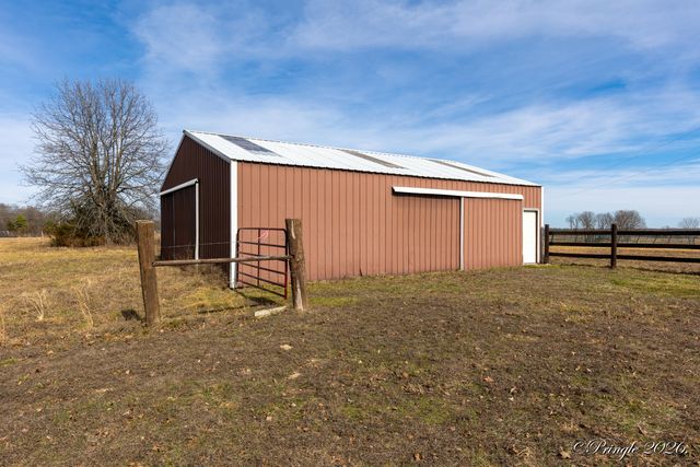 2158 Private Road 7380, Caulfield, MO 65626