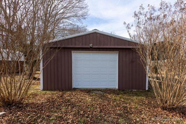 2158 Private Road 7380, Caulfield, MO 65626