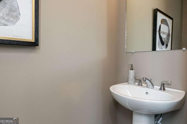 664 Devon Alley, Acworth, GA 30102