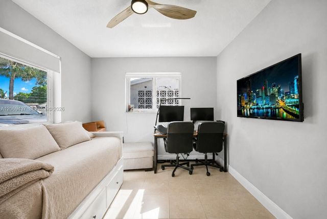 2710 NW 54th Street, Tamarac, FL 33309