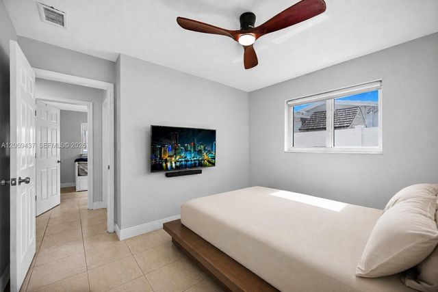 2710 NW 54th Street, Tamarac, FL 33309