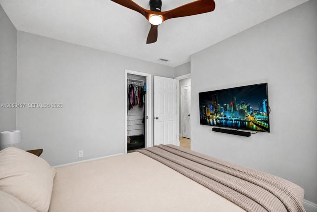 2710 NW 54th Street, Tamarac, FL 33309