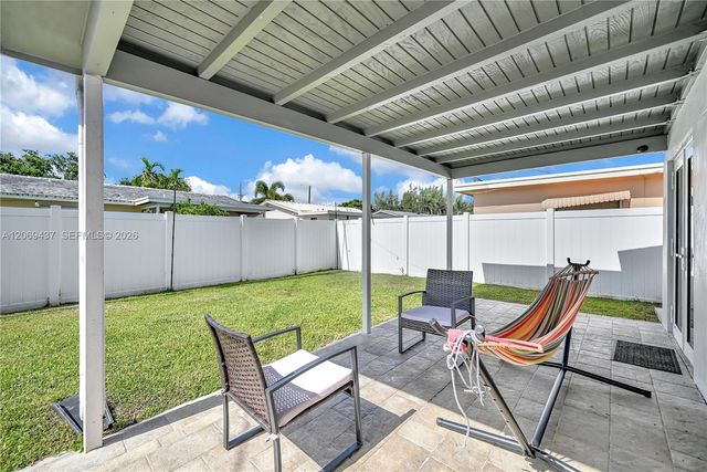 2710 NW 54th Street, Tamarac, FL 33309