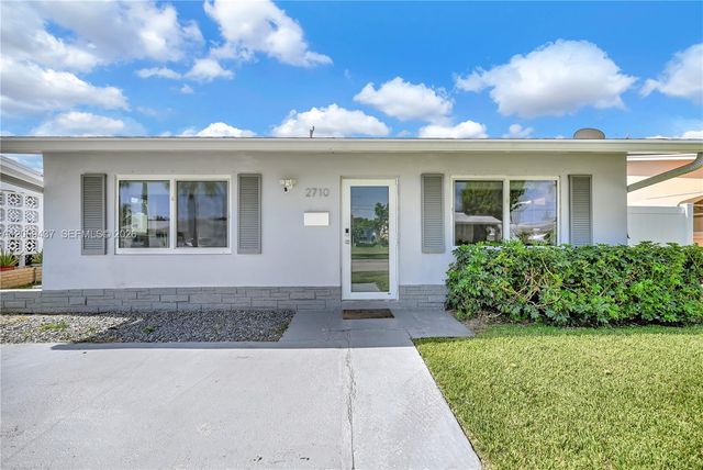 2710 NW 54th Street, Tamarac, FL 33309