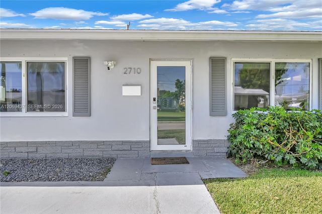 2710 NW 54th Street, Tamarac, FL 33309