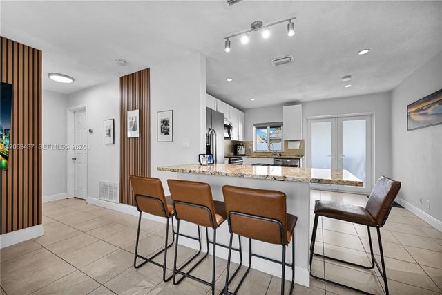 2710 NW 54th Street, Tamarac, FL 33309