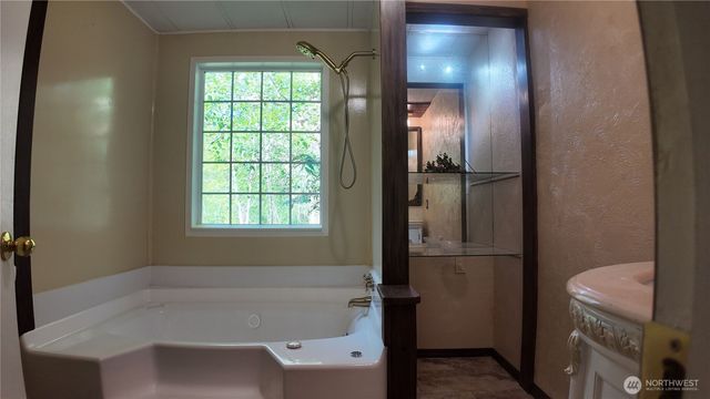 9601 El Camino Lane SE, Yelm, WA 98597