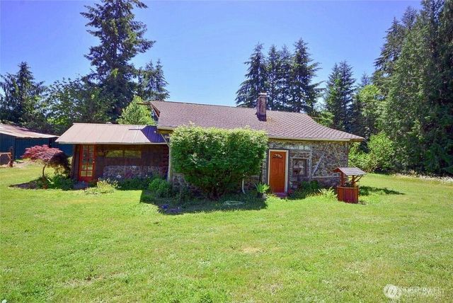 9601 El Camino Lane SE, Yelm, WA 98597