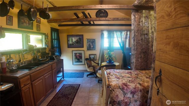 9601 El Camino Lane SE, Yelm, WA 98597