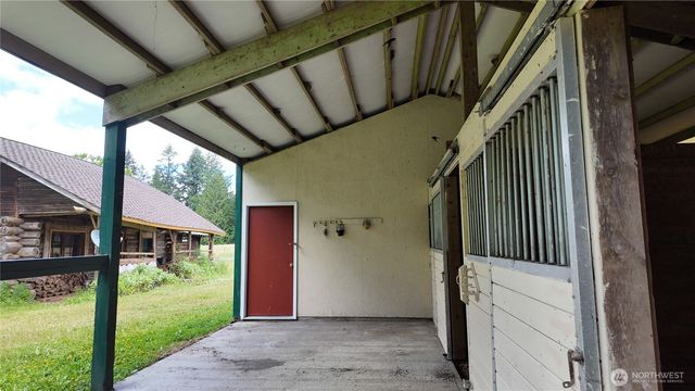 9601 El Camino Lane SE, Yelm, WA 98597
