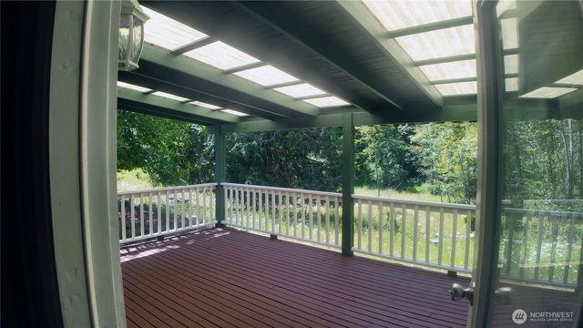 9601 El Camino Lane SE, Yelm, WA 98597