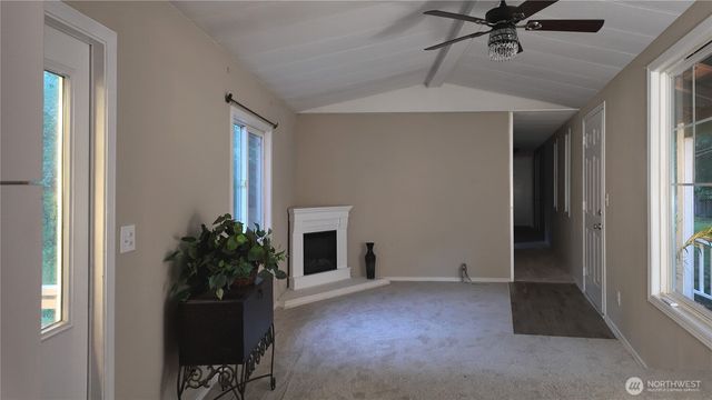 9601 El Camino Lane SE, Yelm, WA 98597