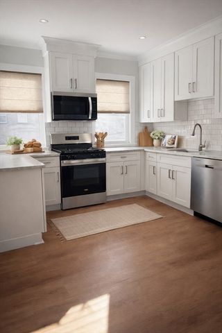 12 Gordon Terrace 2, Newton, MA 02458