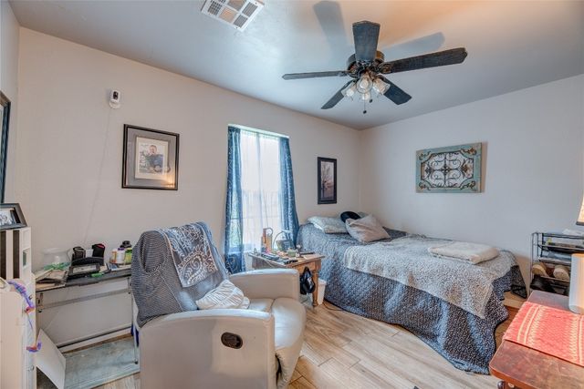 1612 NE 5th Street, Moore, OK 73160