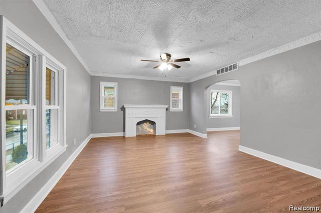 13924 Roselawn Street, Detroit, MI 48238