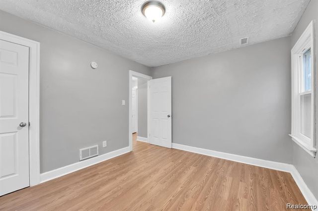 13924 Roselawn Street, Detroit, MI 48238