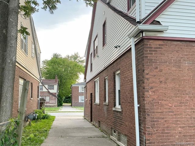 13924 Roselawn Street, Detroit, MI 48238