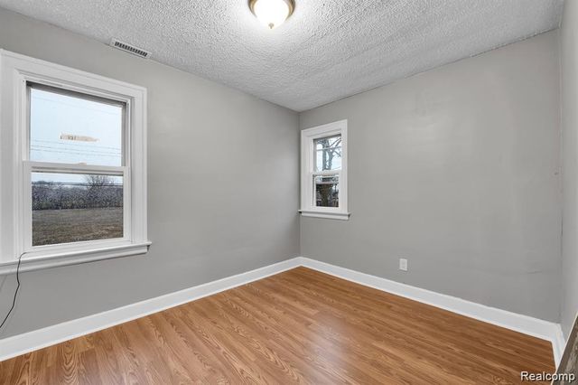 13924 Roselawn Street, Detroit, MI 48238