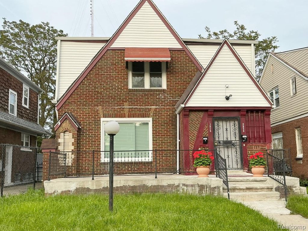 13924 Roselawn Street, Detroit, MI 48238
