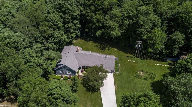 3285 Yorkshire Drive, Port Huron, MI 48060