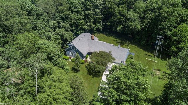 3285 Yorkshire Drive, Port Huron, MI 48060