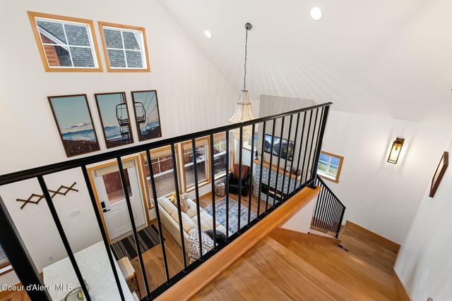 20 Hitchcock Dr, Dover, ID 83825