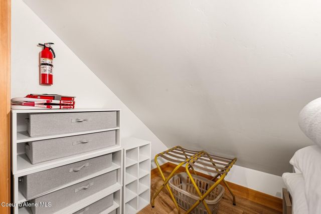 20 Hitchcock Dr, Dover, ID 83825