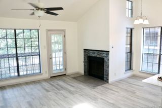 8611 Datapoint Dr Apt 10, San Antonio, TX 78229