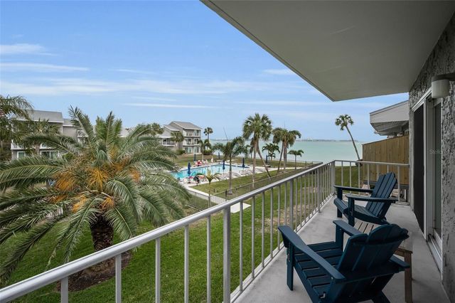 1351 GULF BOULEVARD 201, Clearwater Beach, FL 33767