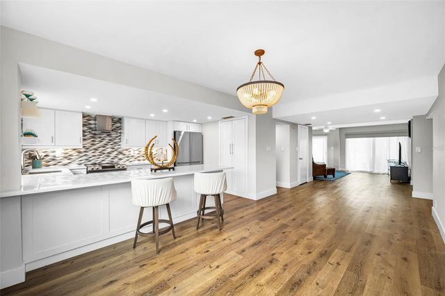 1351 GULF BOULEVARD 201, Clearwater Beach, FL 33767