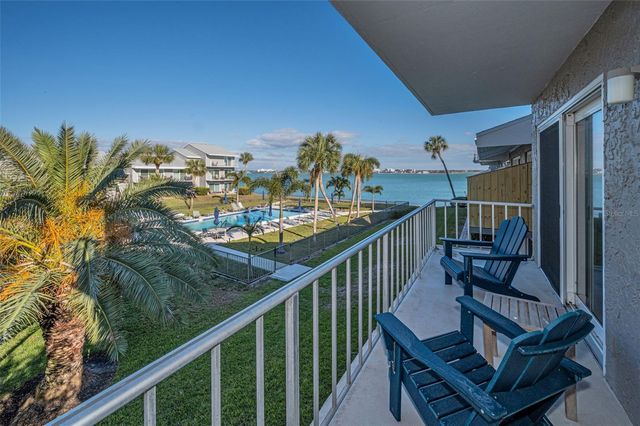 1351 GULF BOULEVARD 201, Clearwater Beach, FL 33767